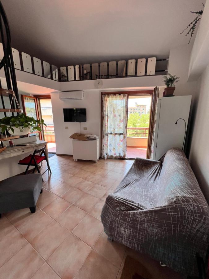 Mansardina A Pochi Passi Da Roma Apartment Morlupo Bagian luar foto